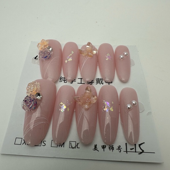Handmade press on nails bundle of four sets size large - Picture 9 of 13